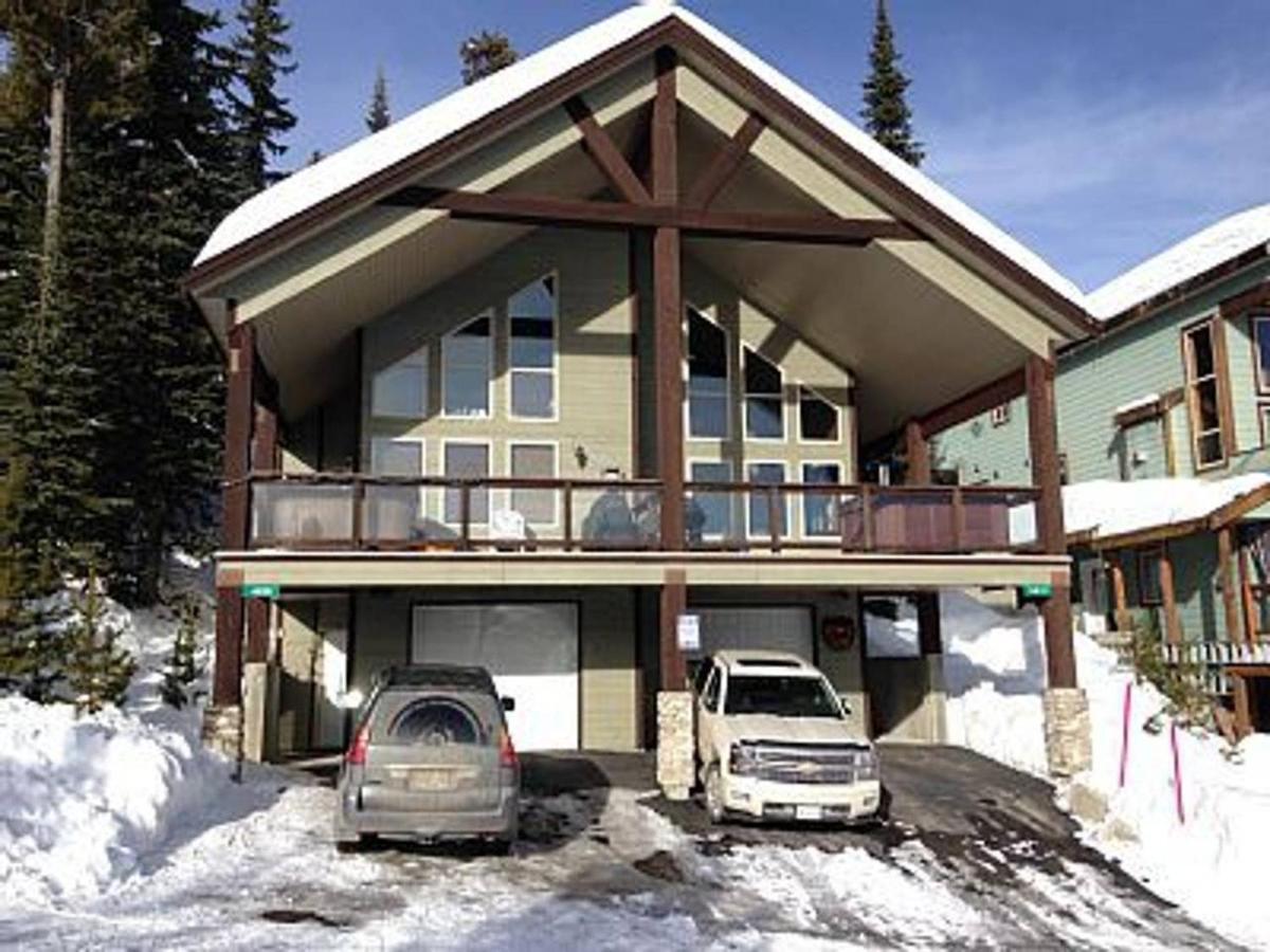 Вилла Large Dog Friendly Chalet With Private Hot Tub Big White Ski Resort Экстерьер фото